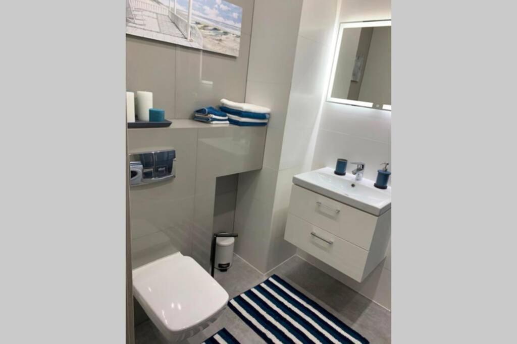Przytulny Apartament Do Wynajecia レダ エクステリア 写真