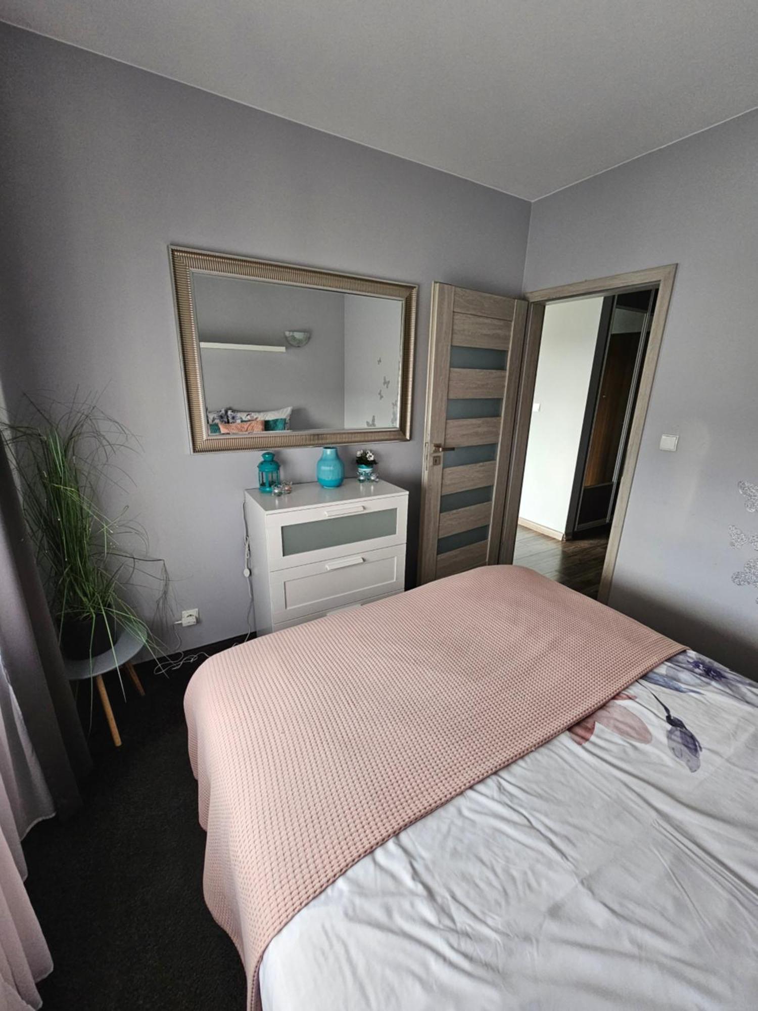 Przytulny Apartament Do Wynajecia レダ エクステリア 写真